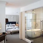 Hotel The Black Bull 5*