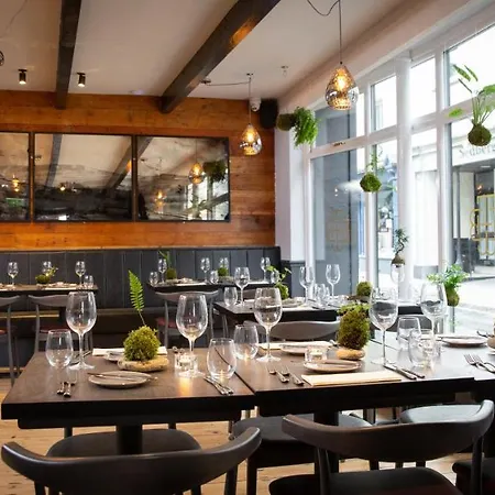 The Black Bull Отель 5*