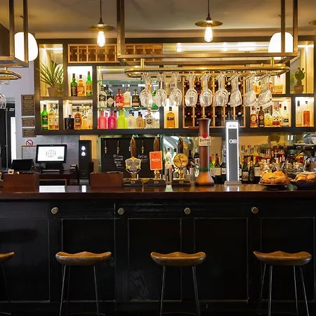 The Black Bull Отель