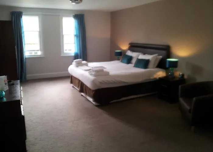 Hotel The Black Bull 5*